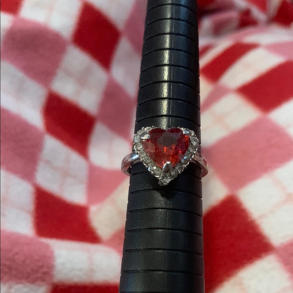 Heart-Shaped vintage Silver and Red Gemstone Ring